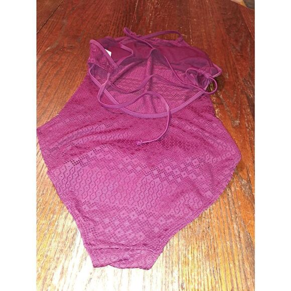 Medium 8/10 Time and Tru Burgandy Lace One Piece Swimsuit Bathing Suit Swimwear - Picture 4 of 7